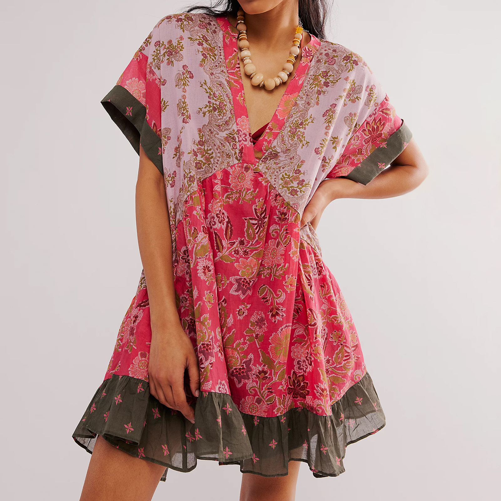 Kvinners sommer babydoll-kjole bohemsk blomstertrykk kortermet v-hals flagrende kjole med lommer fritids-retro