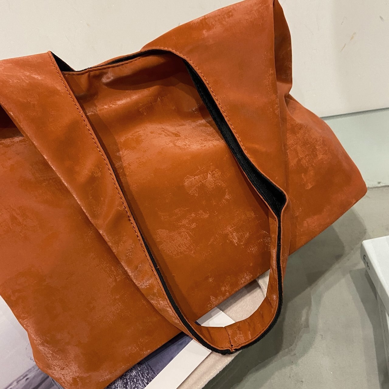 Solid Vrouwen Tassen Elegante Hobos Eenvoudige En Veelzijdige Zachte Pu Lederen Schoudertassen Eenvoudige Crossbody Tas Handige Handtassen