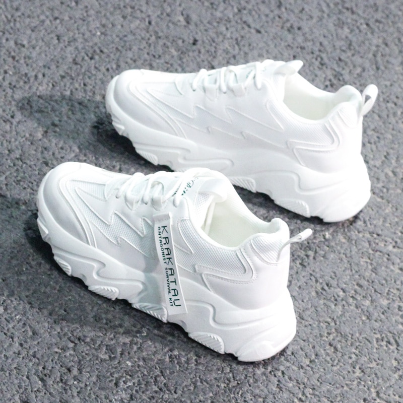 Sneakers skor snörning tenis designers dam skor våren kvinnor fritidsskor chunky vita skor kvinna chaussures femme
