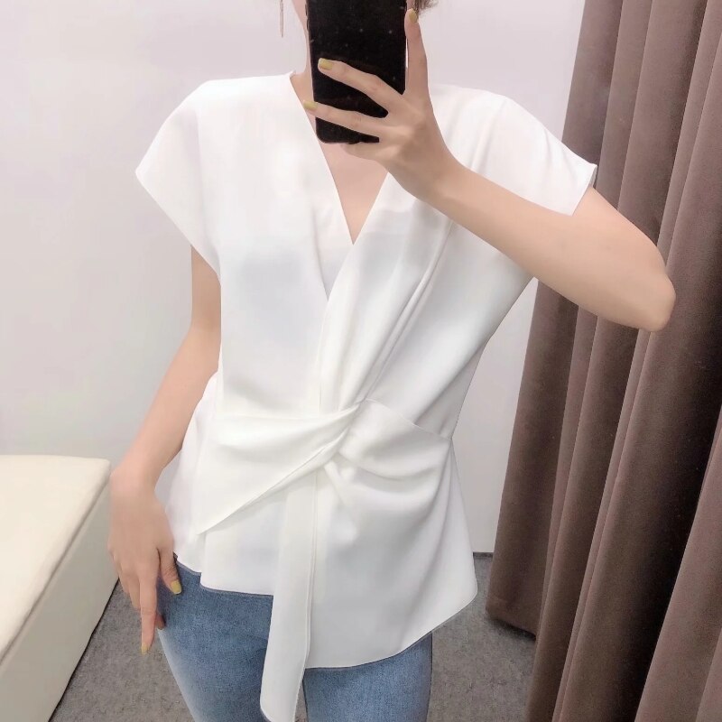 Novedad de , blusa de mujer a la con escote en v en color blanco y negro, blusa en la parte delantera, camisas irregulares de oficina para mujer, blusas elegantes simples LS6701