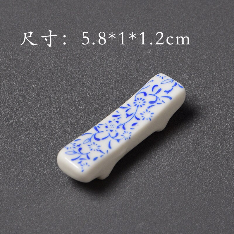 Soporte para palillos chinos de cerámica japoneses hechos a mano, de porcelana azul y blanca, palillos para sujetar muebles artesanales: A