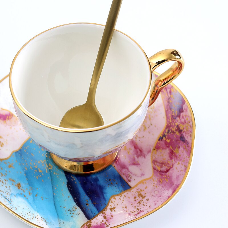 Mugs Coffee Cups Porcelain Coffe Cup Bone China Coffeeware Tea Cups And Saucer Sets Birthday Wedding Decoration