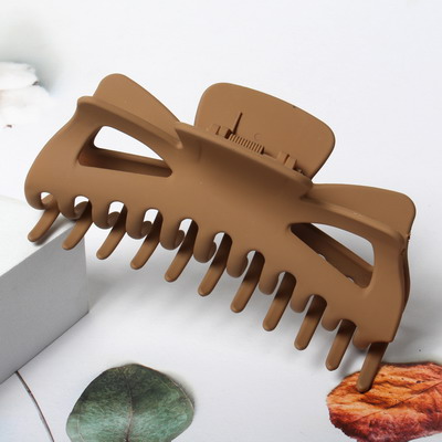 5.5inch Big Hair Claw Clip Large Plastic Hairpin Tortoiseshell Hair Clamps Crab Clips for Women Girls Hair Accessories: Dark Khaki