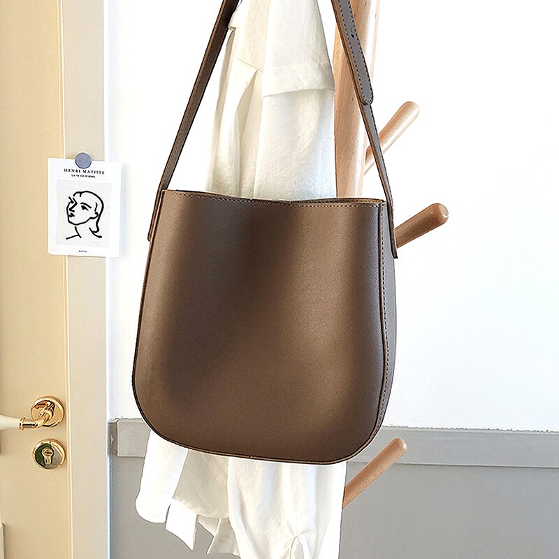 Cezira Vrouwen Grote Pu Vegan Lederen Crossbody Tas Toevallige Zip Liner Bag Hobo Schouder Handtas Set Vrouwelijke Dagelijkse Effen Kleur emmer: BROWN