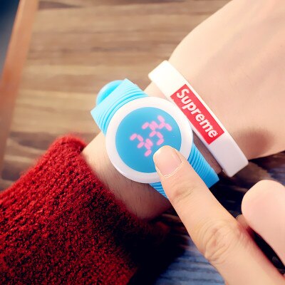 LED Kühlen Ultra-dünne Frauen Elektronische Uhr lässig Damen Uhren für freundlicher freundlicher Mädchen Armbinde uhr: Himmel Blau