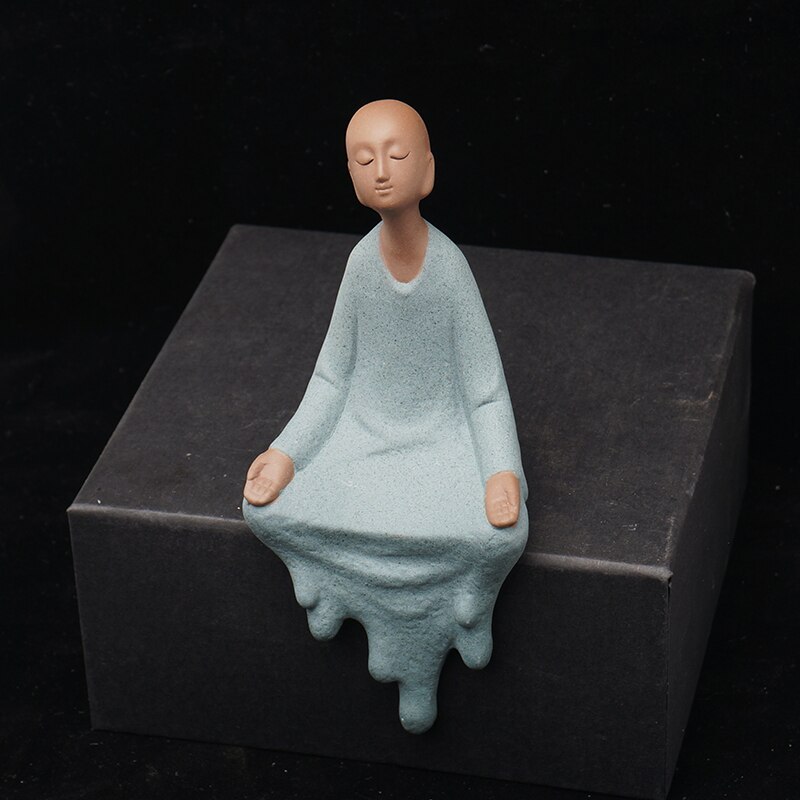 Buddha statuer keramisk liten munk tepet lilla sand figurer buddhisme hjem dekor borddekorasjon