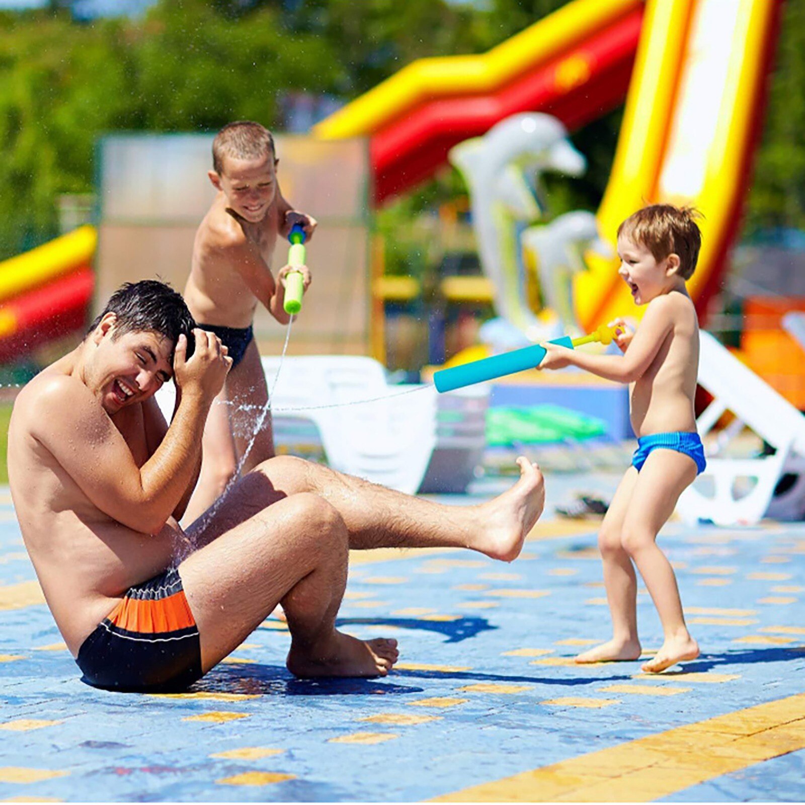 4 Pack Wasser Spritzgerät Schaum Wasser Blaster Spritzen Satz freundlicher Schwimmen Schwimmbad Schießen Spielzeug freundlicher Sommer draussen Beath Spielzeug freundlicher spielzeug