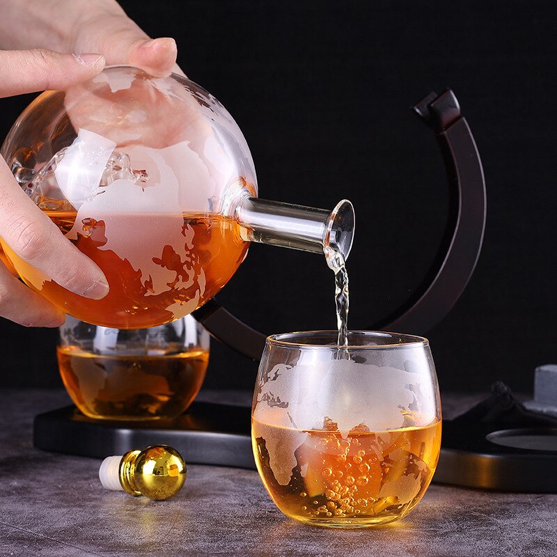 Decantador de whisky globo aireador de vino, conjunto de cristal de calavera de velero dentro de cristal con soporte de madera fina, decantador de licor para taza de Vodka