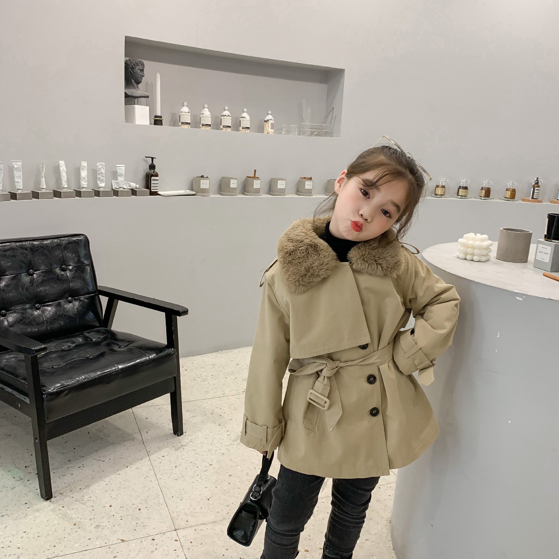 Winter koreaanse kinderjas met bontkraag, dikke katoenen windstopper, lange jas voor coole meisjes