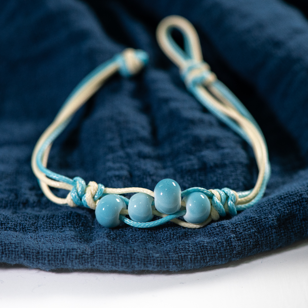 Love stone women's ceramic bracelet Female hand-woven couple small jewelry #5347: Titanium Plated