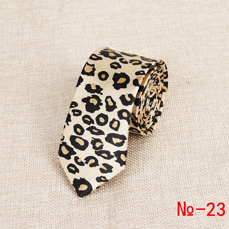 Corbata delgada de clásica para hombre, notas musicales coloridas, guitarra de Piano impresa, corbata de poliéster de 5cm de ancho, accesorio de para