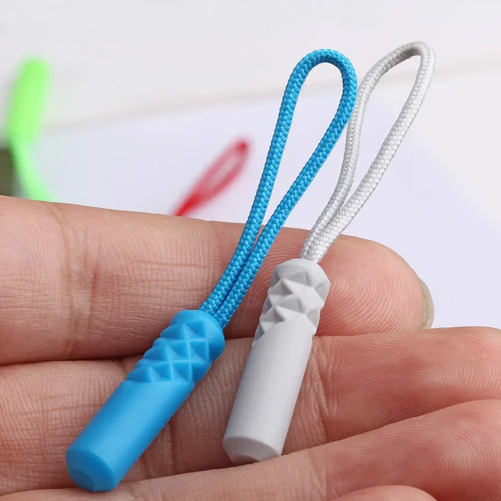 (10 uds) cabeza de tracción de cremallera de PVC cabeza de tracción de plástico cuerda de cola de escalada mochila Xiaomi con la misma cuerda de tracción de cremallera