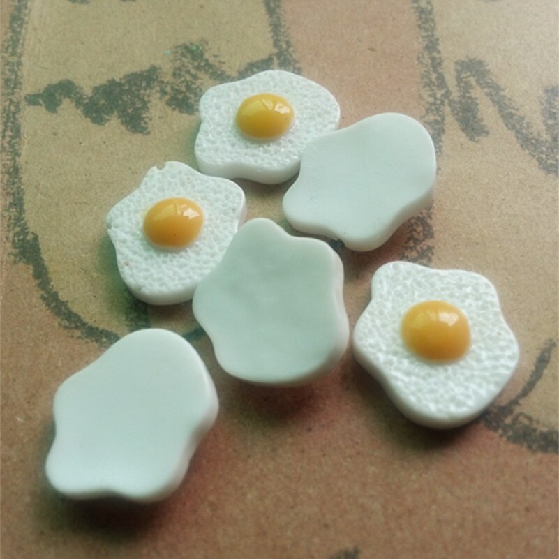 Tanduzi 50 STUKS Kawaii Resin Gebakken Eieren Witte Ei Plaksteen Cabochons Poppenhuis Miniatuur Voedsel DIY 16*14mm Scrapbooking DIY