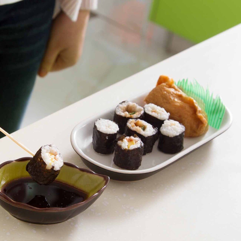 OTHERHOUSE Leaf Shape Ceramic Plate Seasoning Sauce Dish Snack Desser Plates Sushi Dishes Flavor Tray Kitchen Tableware Saucer