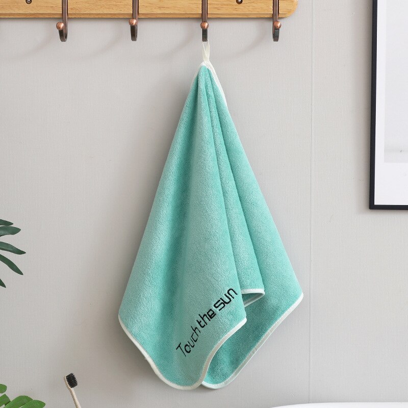 T041A nice Absorbent coral fleece Embroidered daisy letter hotel bath towels hand towels face towel: green letter / 34cm by 74cm