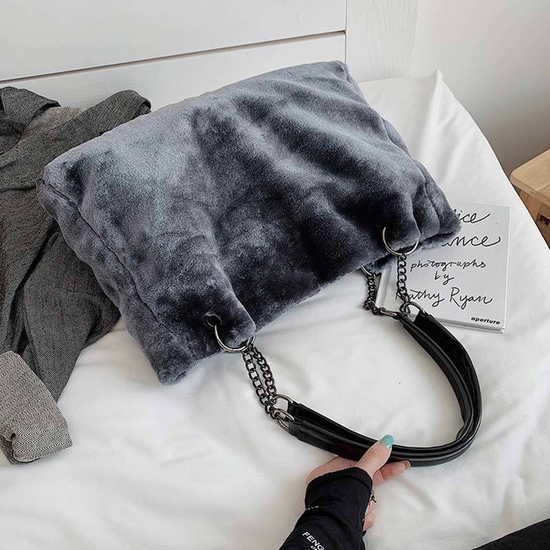 Faux Fur Women Shoulder Bag Casual Plush Lady Tote Handbag Chain Larger Capacity Shopping Bag Travel Purse Female Winter: Gray