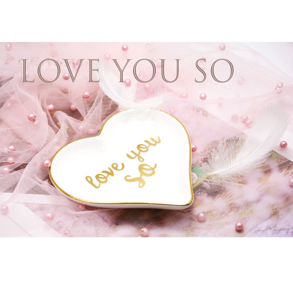 Ceramics love Storage Tray Love Jewelry Dish Gilded Letter Small Dish Necklace Storage Plate Tray Christmas