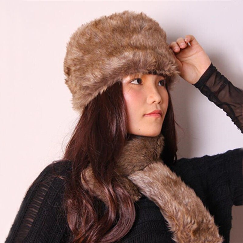 Winter Warm Hat Women Cossack Style Faux Fur Hat Russian Outdoor Female Russia Cap Hat Women&#39;s Accessories And Clothing 011: Light Yellow