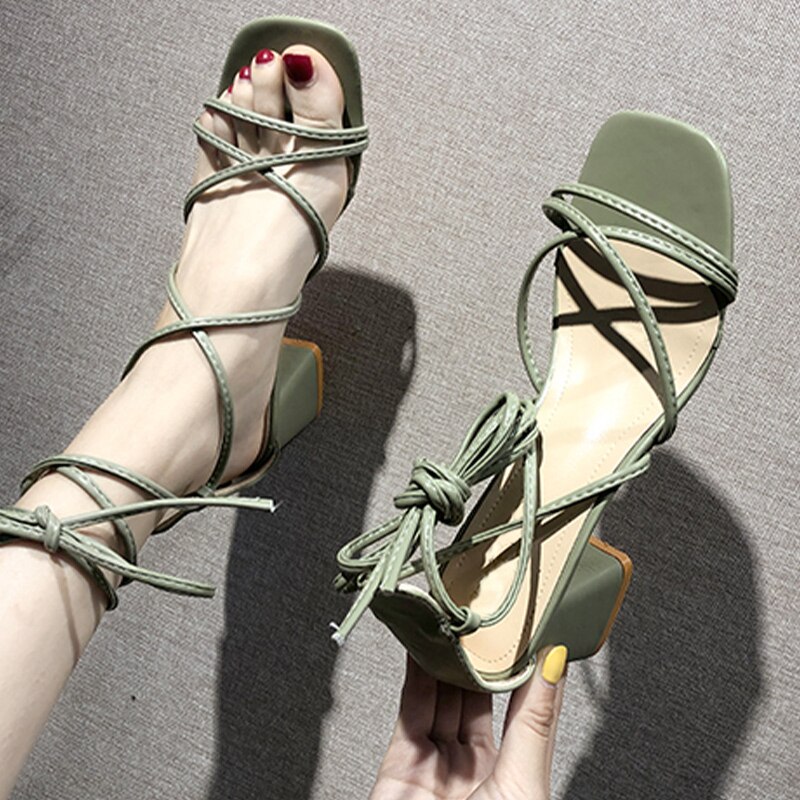 Dames sandalen gladiator dames enkelband pumps dames vierkante neus middelhoge hakken dames veterschoenen dames dikke hakken