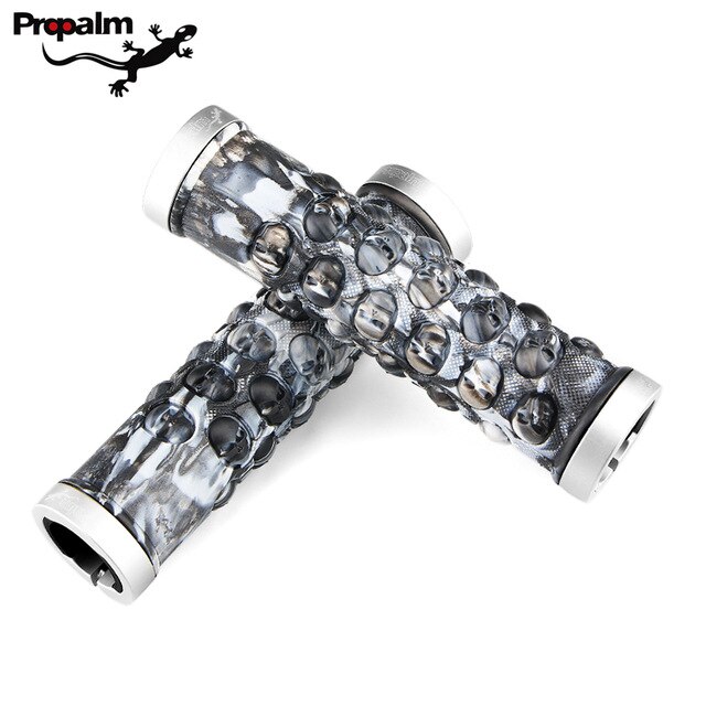 Propalm Bicycle Grips Anti-skid Comfortable Rubber Bike Handlebars Grips Lock-on Mountain Road Bike Handle Bar Grips For Cycling: 702EP White