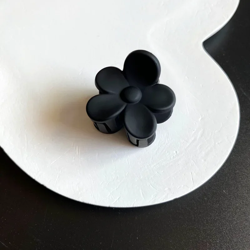 6 uds nueva pinzas para el cabello de flores para mujer pinzas para el cabello pequeñas pinzas de cangrejo cola de caballo esmerilada Clip de tiburón tocado accesorios para el cabello: Gris