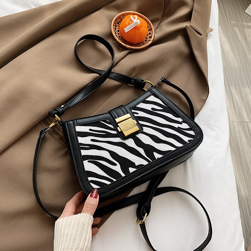 Zebrapatroon kleine fluwelen pu leren schoudertassen voor vrouwen dikke ketting handtassen dames merk trend handtas: Zwart
