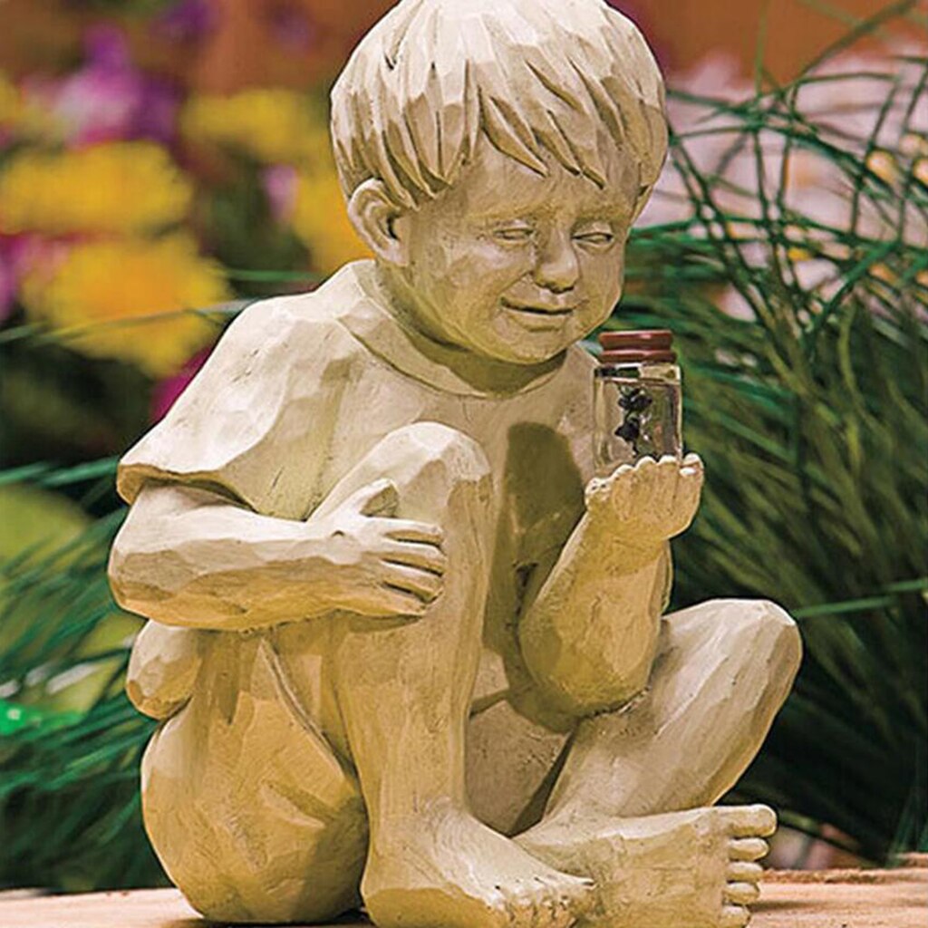 Estatua de resina para niño o niña, luciérnaga iluminada en tarro, adorno, escultura de jardín: A