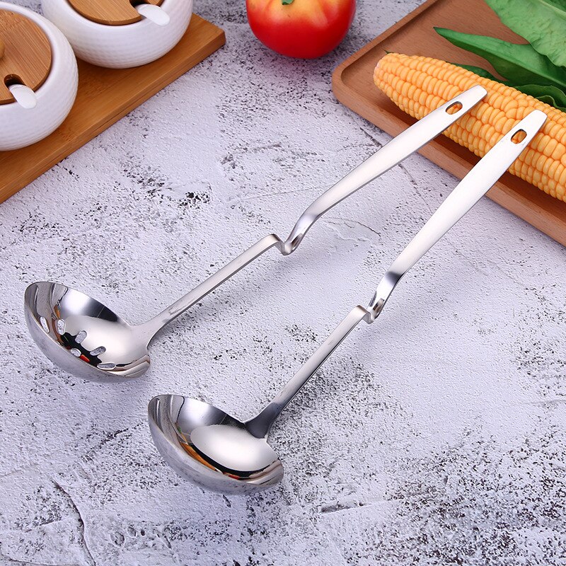 Cuillère à soupe suspendue | Ustensiles de cuisine, ustensiles de cuisine, ustensiles de cuisine, ustensiles de cuisine, cuisine à Long manche en acier inoxydable, pliage de la bouillie, outil de cuisine, passoire à filtre