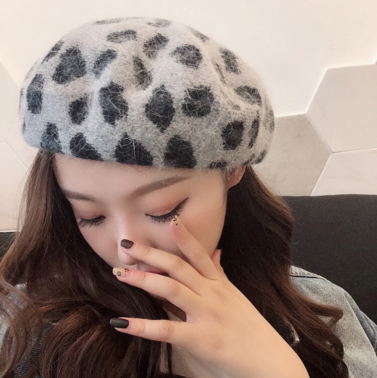 1pc Winter Warm Faux Wool Leopard Beret Women Girls French Artist Beanie Hat Cap Kawaii Leopard Flat Top Caps Warmers