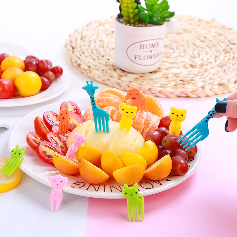 10 stk / pakke plastik sikker tegneserie dyr frugt gaffel mini børn bordservice snack frokost mad dessert børn plukker fest dekoration