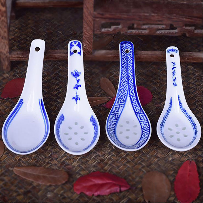 China Chinese Style Ceramic Spoon Blue And White Soup Spoons Chinese Porcelain Ceramics Spoon Kitchen Tableware