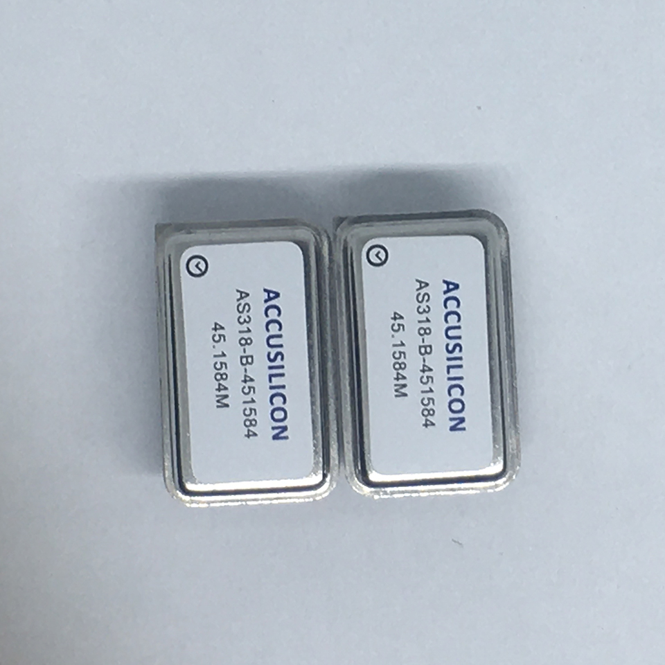 1 Pcs AS318-B-49.152MHZ AS318-B-45.1584MHZ Accusilicon Voor Dac Hoofdtelefoon Versterker