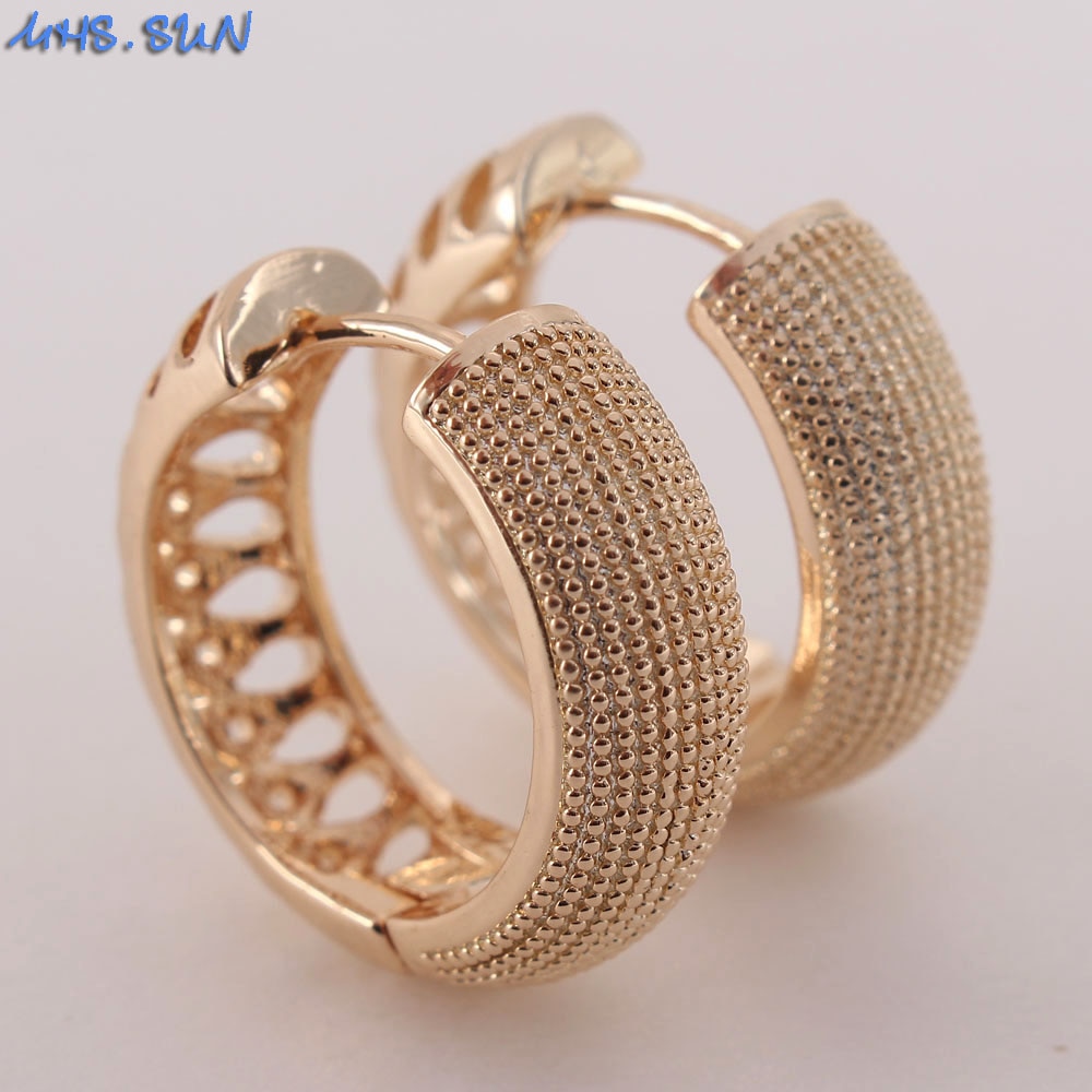 MHS.SUN Vintage Gold Color Women Hoop Earrings Hollow Girls Loop Earrings Luxury Ear Jewelry 1Pair For