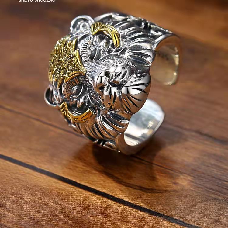 Moda di alta qualità creativo testa di tigre anello prepotente uomini maturi personalità bestia anello zodiacale regalo di compleanno