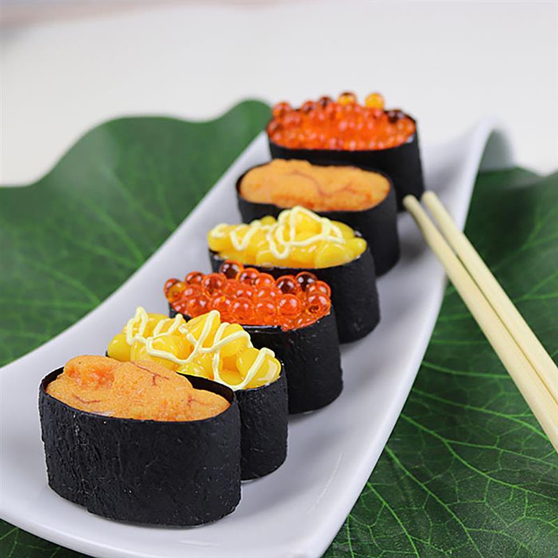 Keinotekoinen sushi koristeellinen realistinen ruokanäyttö malli ruoka prop valokuva prop