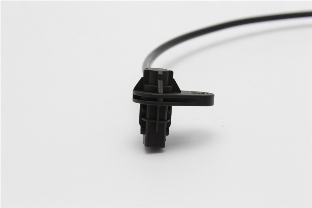 Genuine Kia Front Left ABS Wheel Speed Sensor – For 2007-2009 Kia Sorento (2WD/4WD) OEM 95671-3E300