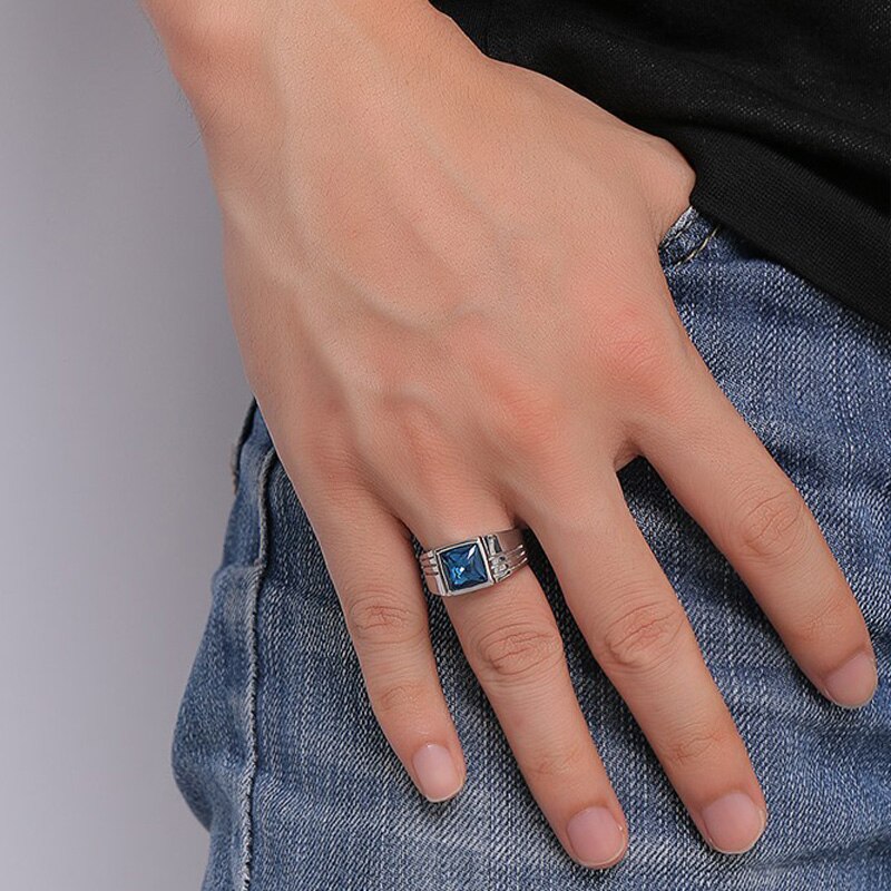 Bagues signées en strass bleu pour hommes, couleur argent unie, ton acier inoxydable, bijoux d'anniversaire de fiançailles