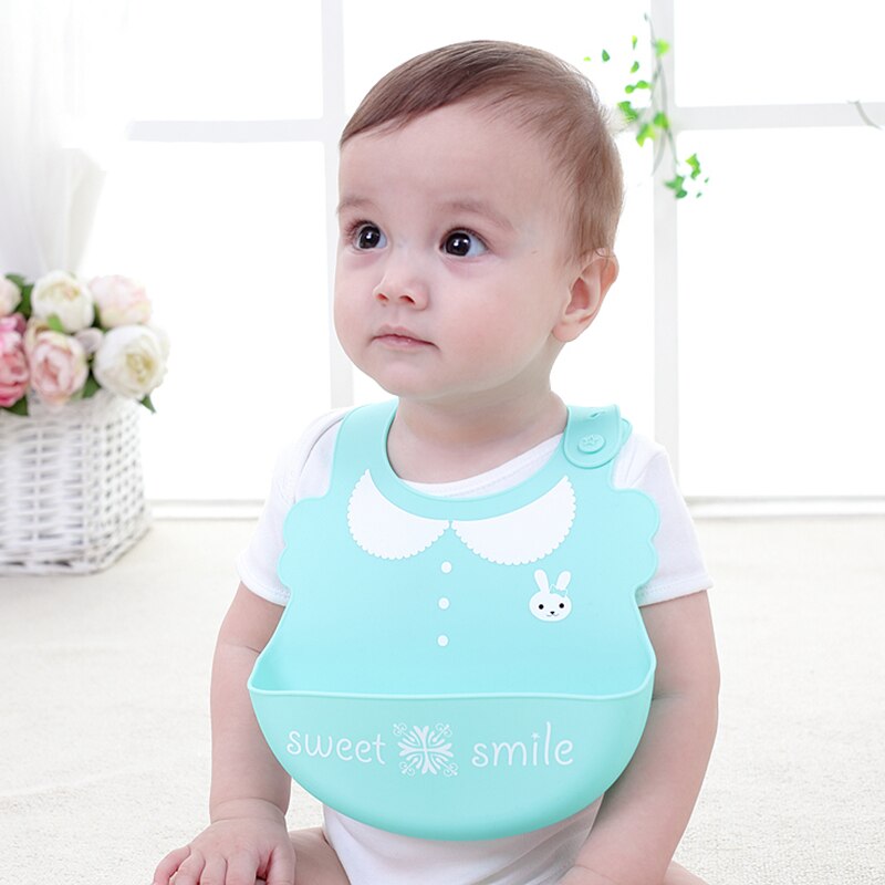 Baberos bebé dibujos animados estampados silicona para chicos babero niño ajustable impermeable bebé niños niñas Baberos para alimentación de bebé herramientas