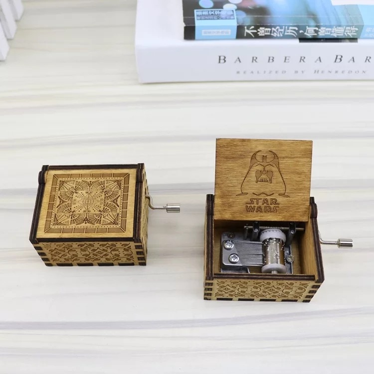 1PCS wood engraved classic handmade wood hand crank music box craft