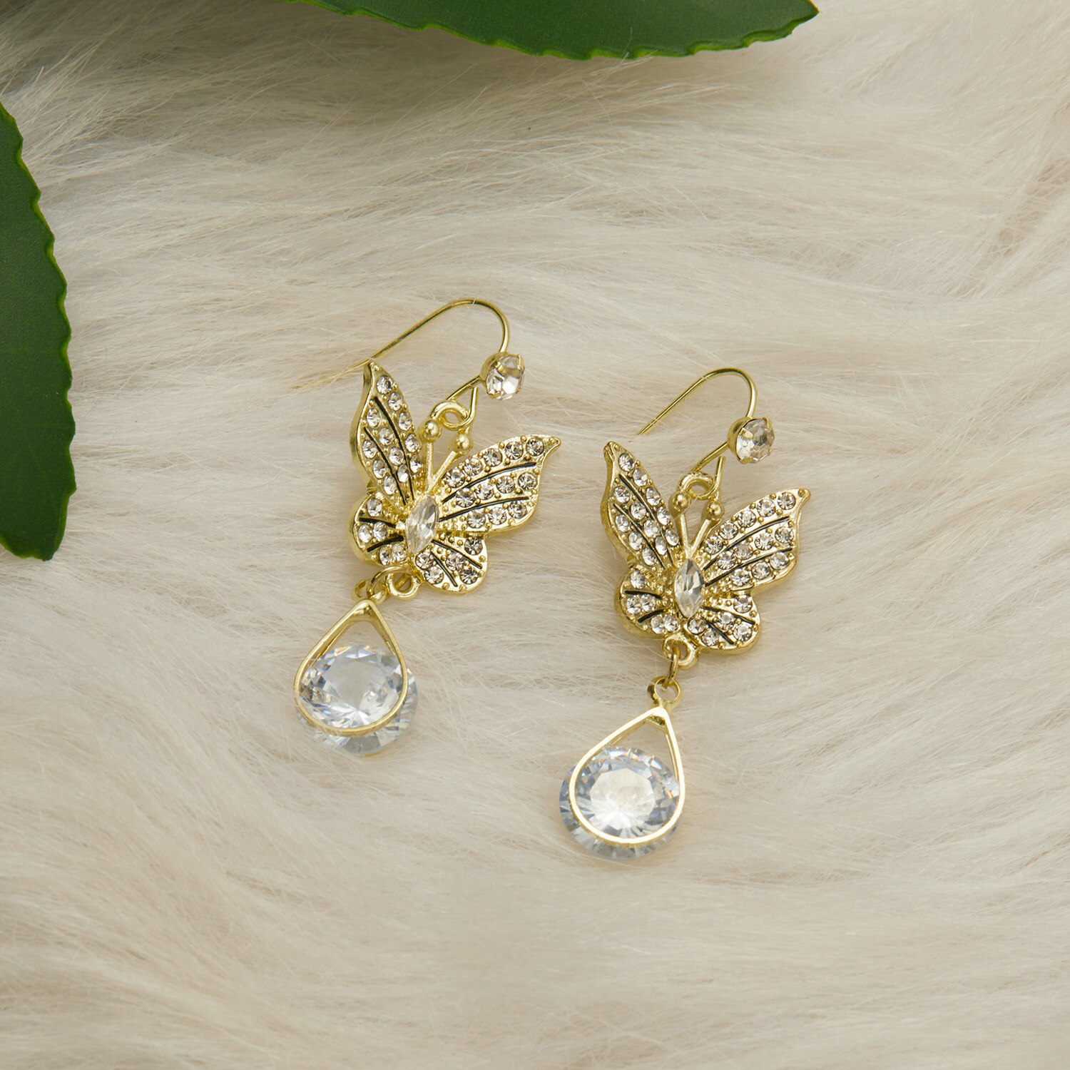 Koreaanse Mode Vlinder Parel Oorbellen Voor Vrouwen Goud Kleur Geometrische Kwastje Zirconia Wedding Oorbellen Sieraden