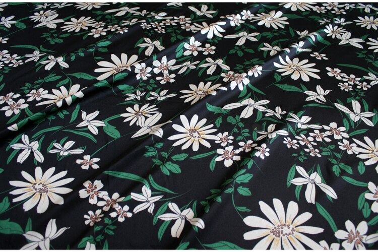 145x100 cm Geïmporteerd Mode Bloemen satijn voor Vrouwen Zomer strand Jurk, Sjaals, Gordijnen, Shirt naaien Patchwork Bekleding