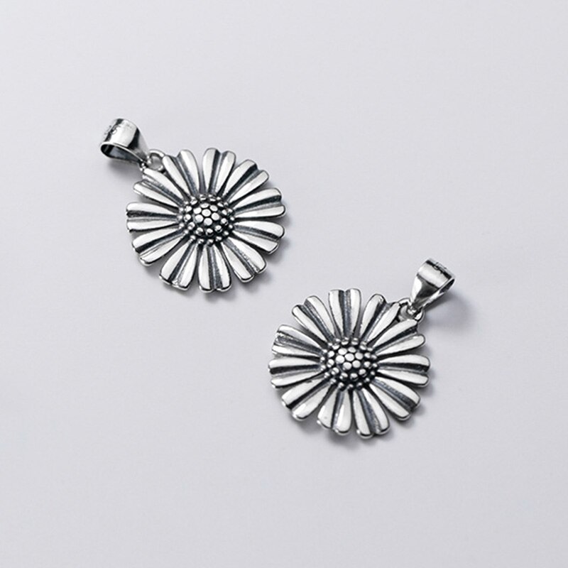 925 Sterling Silber exquisit Kunsthandwerk Gänseblümchen Charme matt Silber Halskette Anhänger DIY Schmuck Erkenntnisse