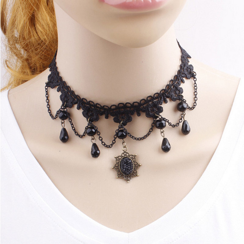 Girocollo gotico del merletto della ragazza degli accessori dei gioielli del collo della signora per la collana delle perle del fiore regale di modo Sexy d'annata delle donne