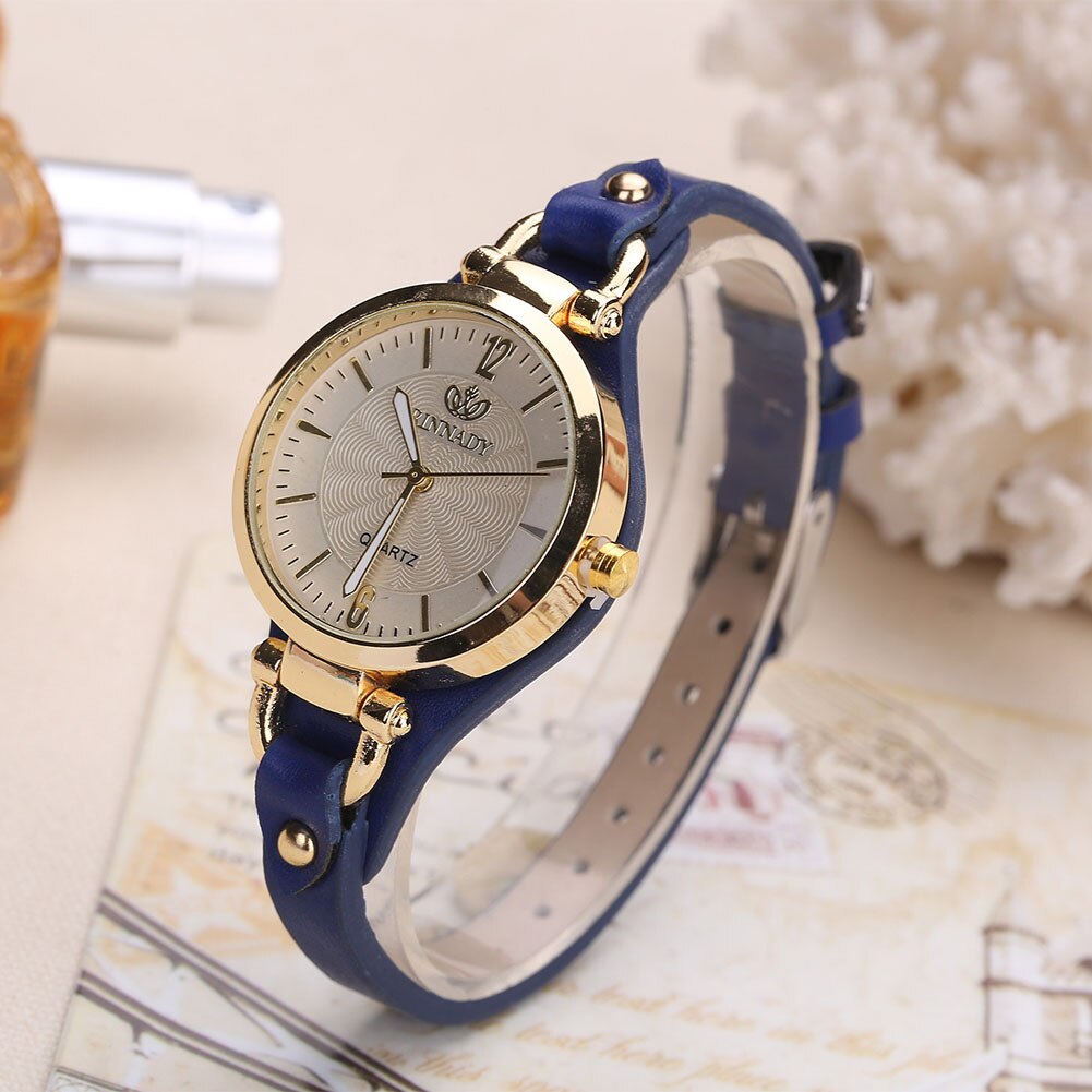 Vrouwen Casual Horloges Ronde Wijzerplaat Klinknagel Pu Lederen Band Horloge Dames Analoge Quartz Horloge Luxe Polshorloge: Blauw