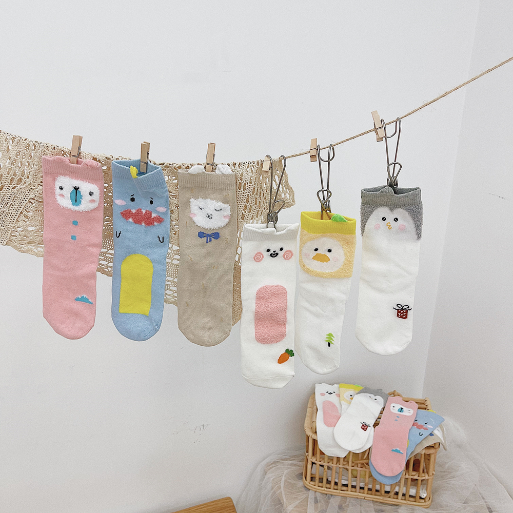 3 paia calzini per bambini svegli cartone animato bambino animale carota modello morbido bambini calzini Casual autunno traspirante ragazze calzini da pavimento 1-9y