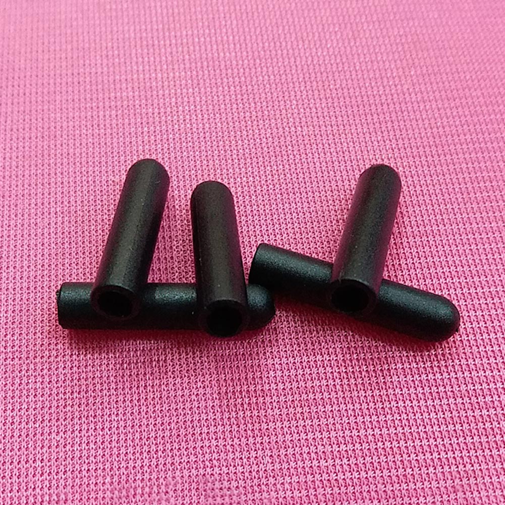 100 stk / sett sylinderform unisex sko blondere Tips ender hvite og svarte aglets til sko joggesko hetteutskiftning tilbehør