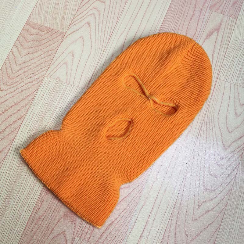 Sombreros clásicos de punto para hombre y mujer, gorros blancos cálidos para el invierno, Cosplay de CS Beanies informales, 3 agujeros, Unisex