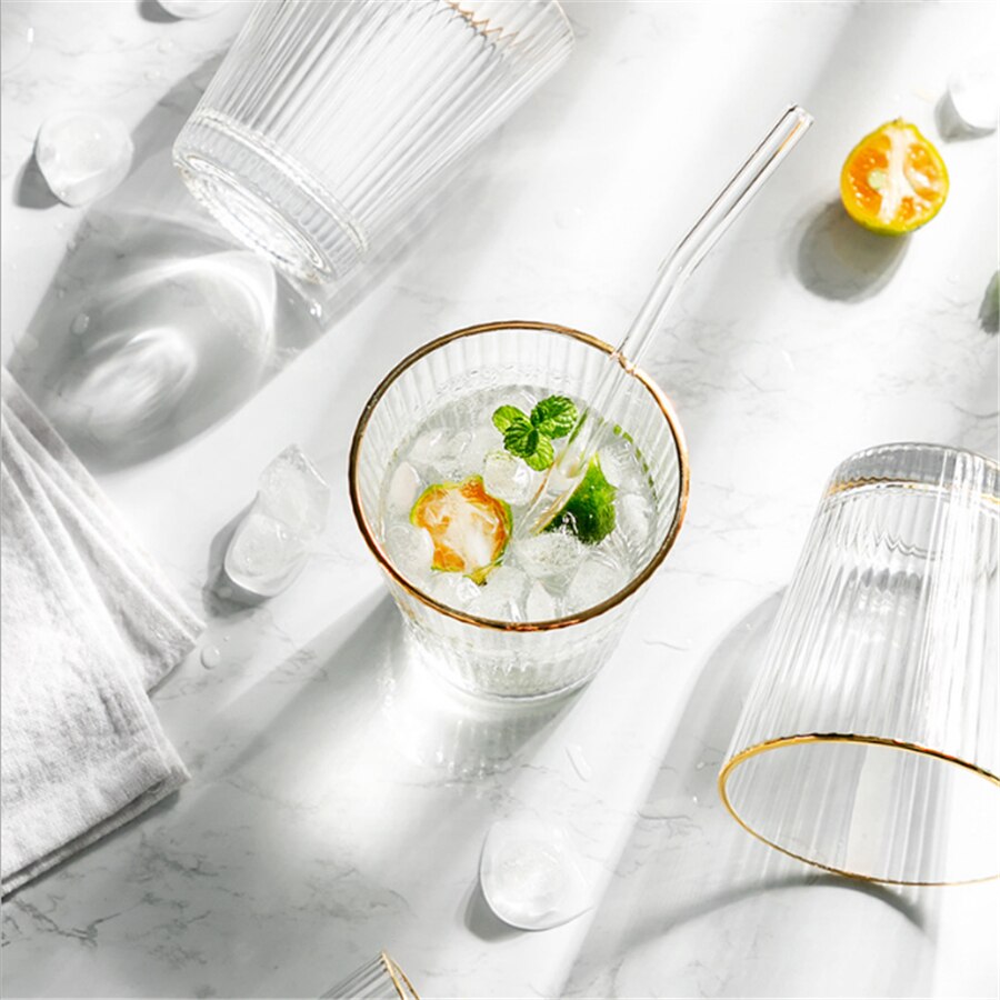 Tre liv ljus lyx nordiska vertikala ränder målade guld dryck juice kopp enkel vatten kopp hushålls kopp vin kopp guld glas