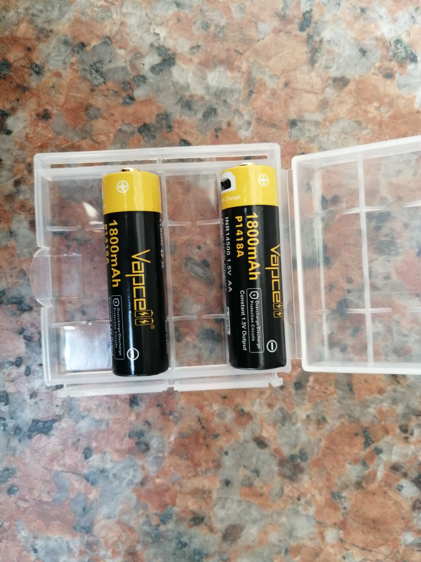 Vapcell Original 14500 AA 1.5V 1800mah battery button top USB Rechargeable li ion Batteries cells for flashlight power tools