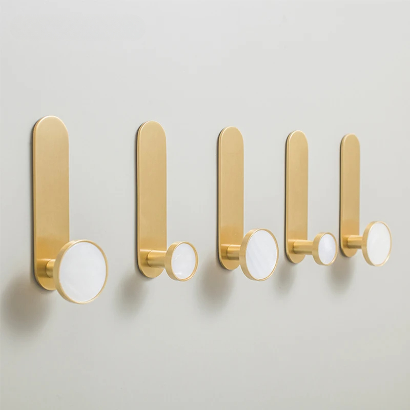 Goldene Garderobe Haken Messing Haken Wand Kleidung Hut L Aufhänger für Schlafzimmer Küche Badezimmer Verschiedene Farben Dekor Wohnaccessoires